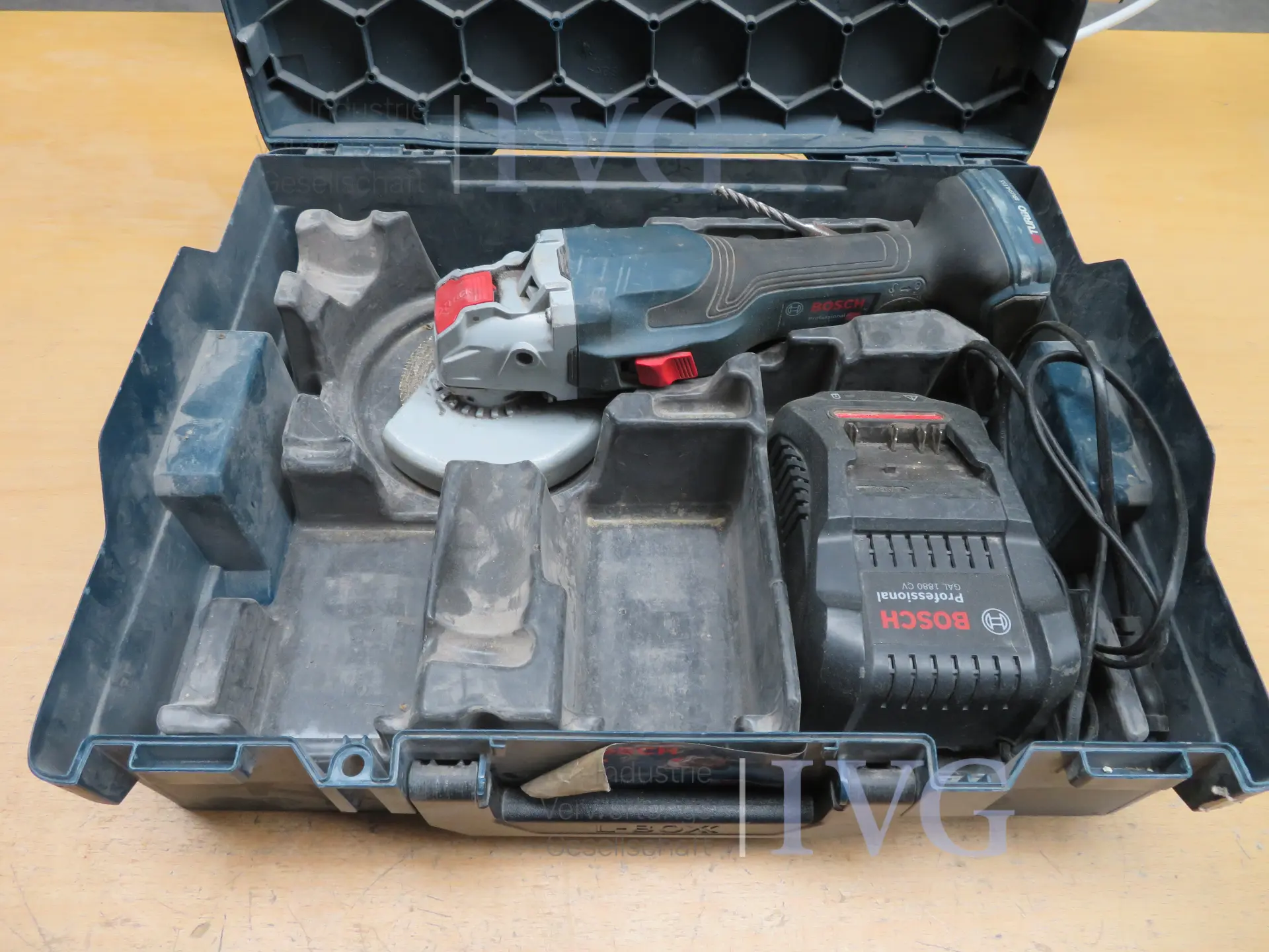 Akku-Winkelschleifer BOSCH GWS18V-15C Professional